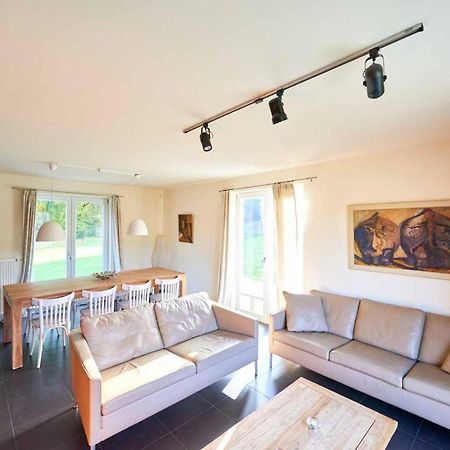 Holiday Home Beausoleil Bomal Екстериор снимка